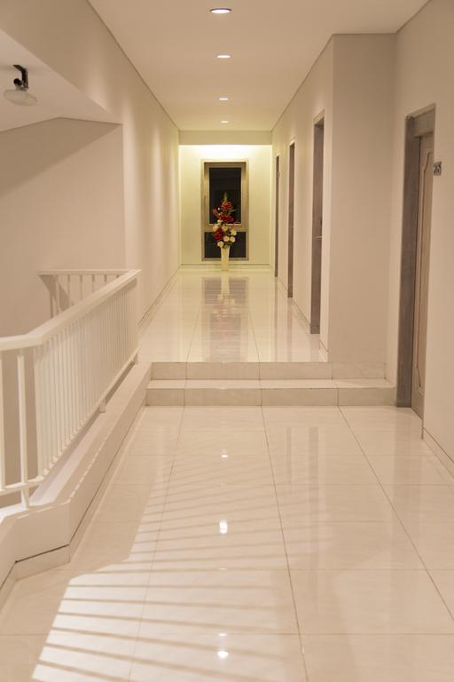 Gm253 Hotel Jembel Екстериор снимка